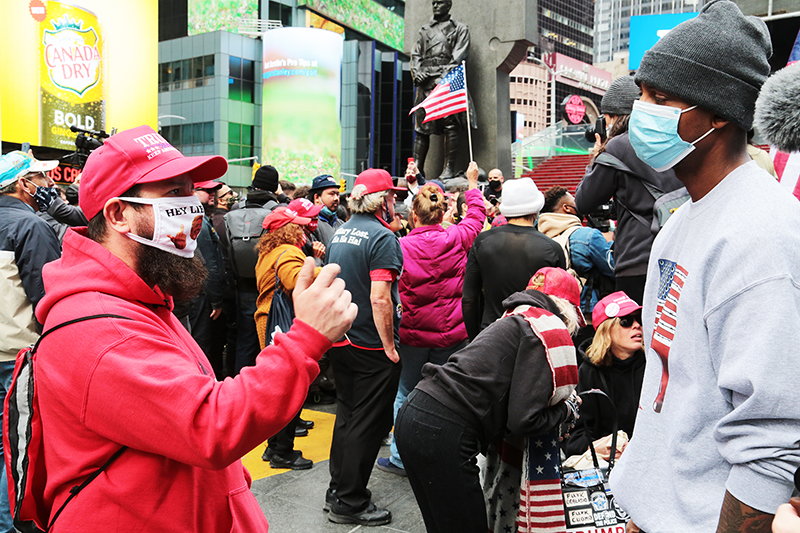 Anti-Trump : Rally : Pro-Trump : New York City : Times Square : Richard Moore : Photographer : Photojournalist